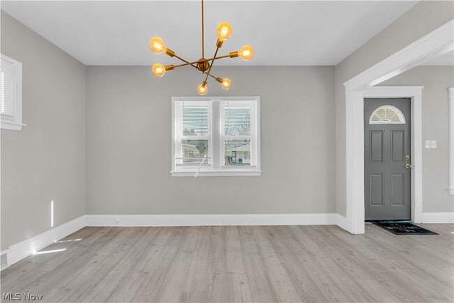 Photo - 4710 Birchwood Rd