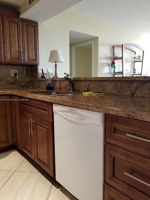 Photo - 500 Three Islands Blvd