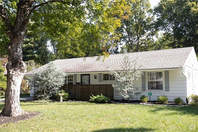 Building Photo - 7805 Rosewood Ln Rental