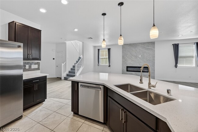 Building Photo - 169 Fulgora St