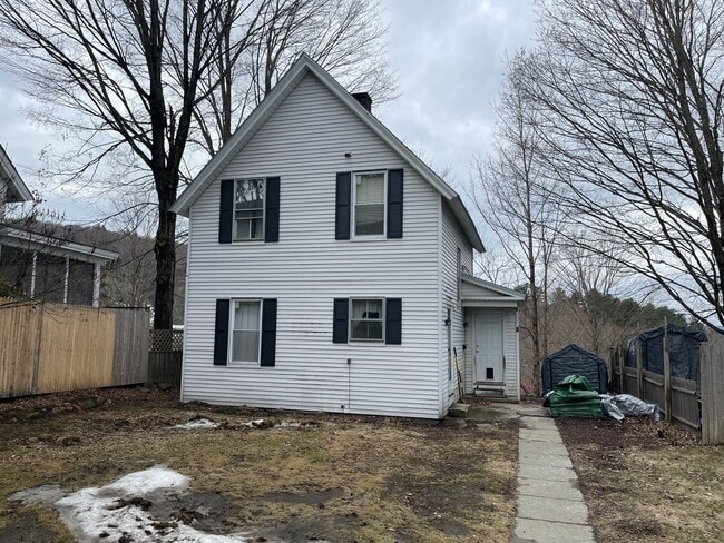 2 Bedroom downtown Lebanon - 2 Bedroom downtown Lebanon House
