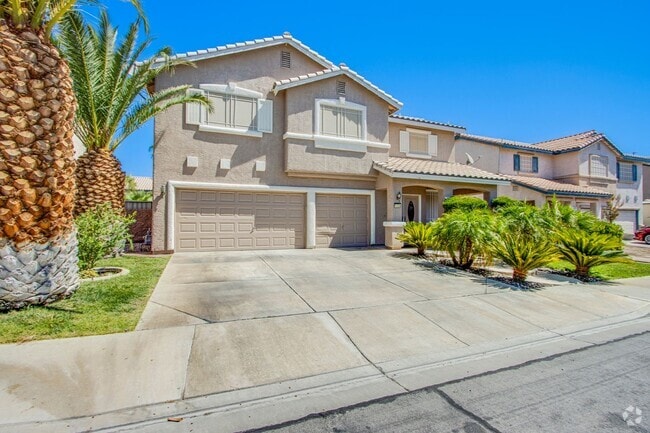 Building Photo - Elegant and Spacious 5Bed/3Bath home nestl...