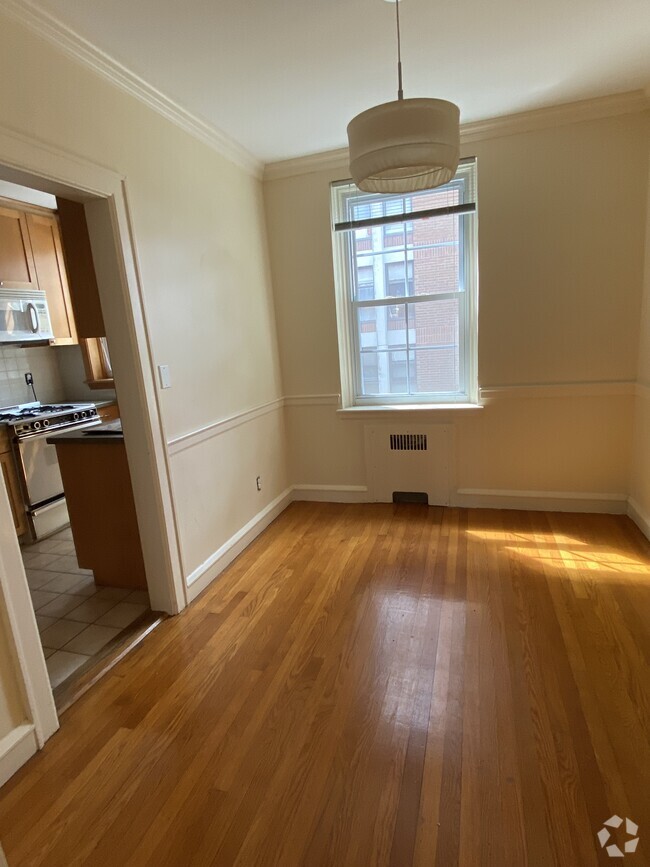 Building Photo - 65 Park St Unit 4 Rental