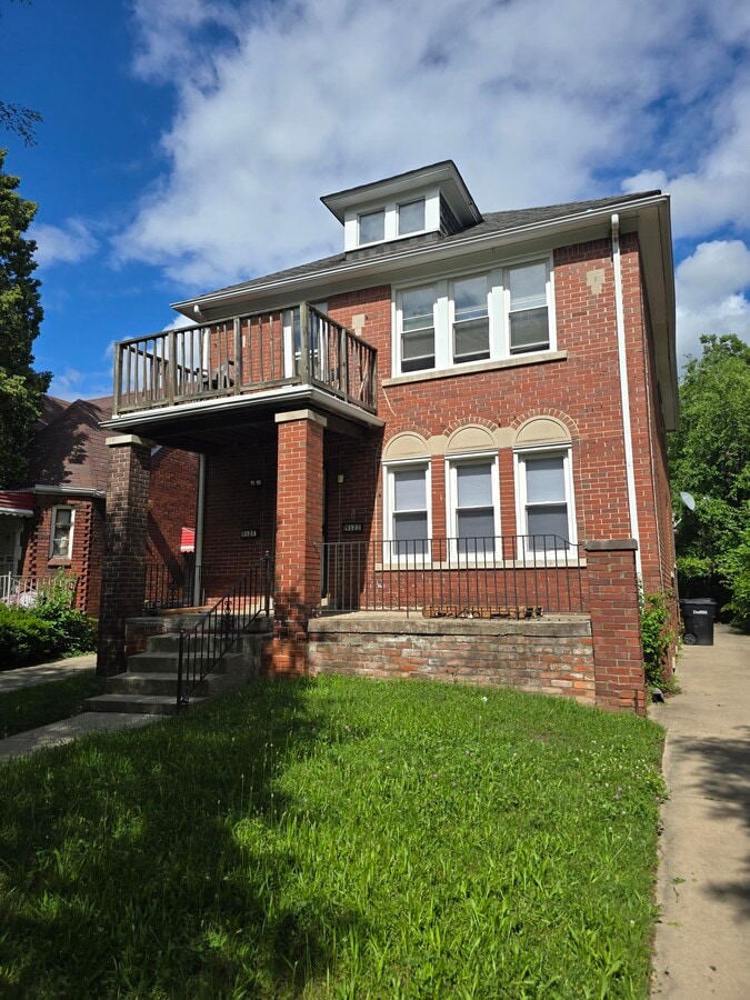 Photo - 9122 Pinehurst St