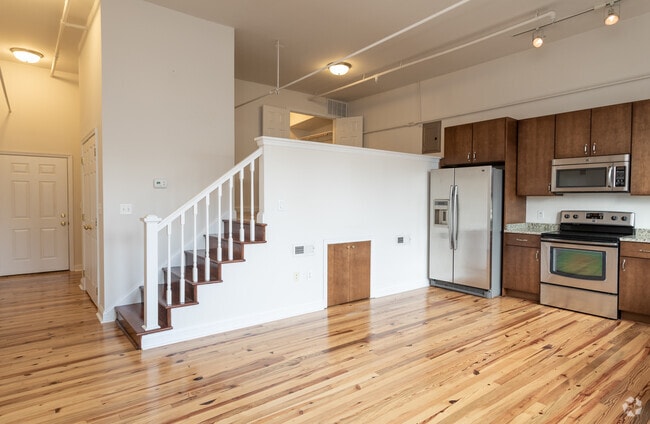 The Calvert School Apartments