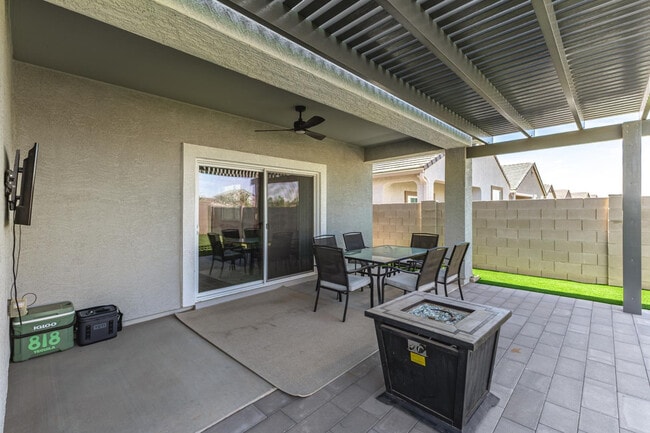 Building Photo - 1714 W Starfire Ave