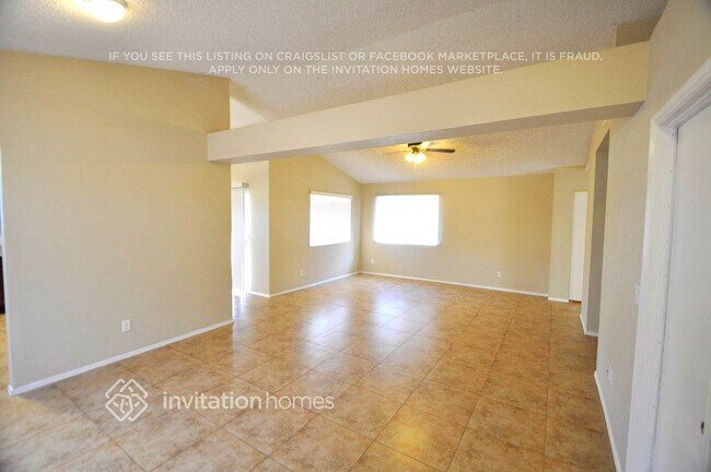 Photo - 801 W Piute Ave