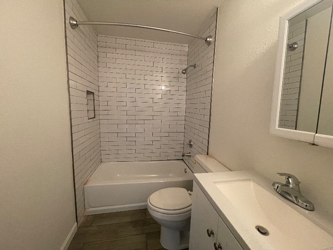 Photo - 4613 S Mill Ave