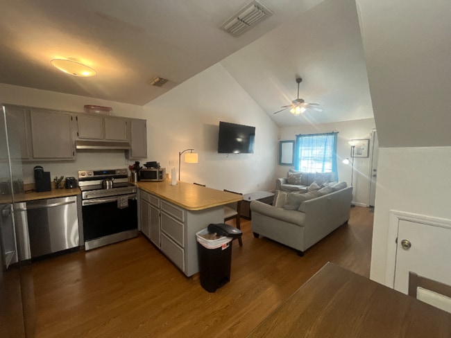 Photo - 1119 Ocala Rd