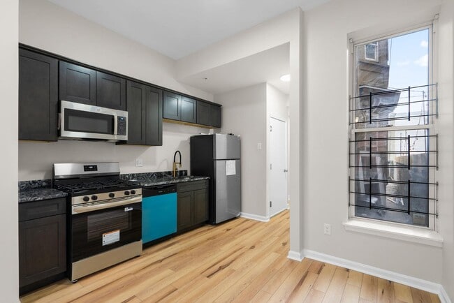 Photo - 2021 E Baltimore St