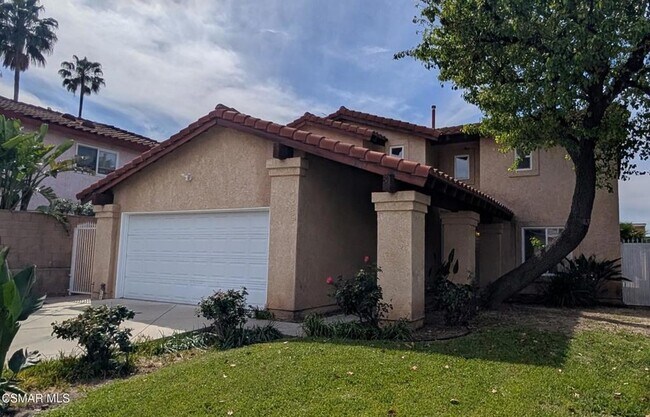 Building Photo - 6307 Chimineas Ave