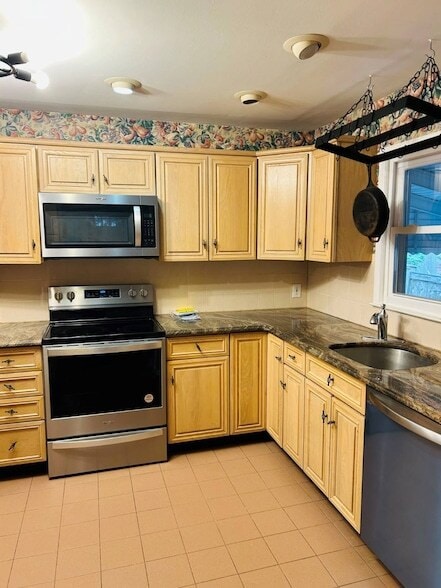 Photo - 63 S 6th St