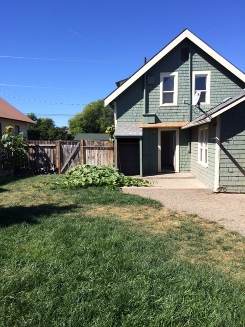 Photo - 3 Bedroom 2 Bathroom Home in Fantastic Location