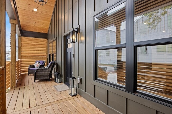 Photo - 2505 Vance Ave