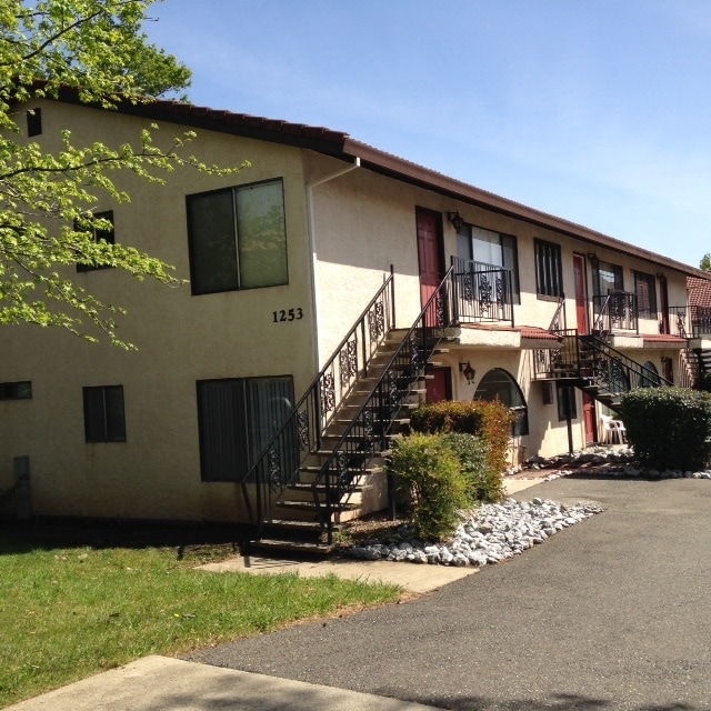 Photo - 1253 Lancers Ln Unit k