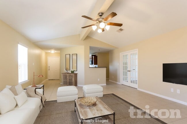 Photo - 424 Palomino Stand Dr