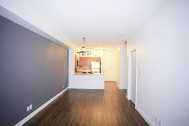 Photo - 13468 King George Blvd Unit 1XX