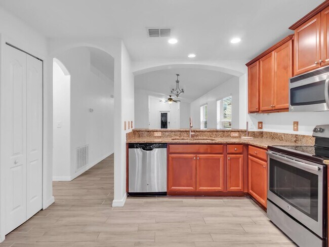 Photo - 1909 Hawks View Dr