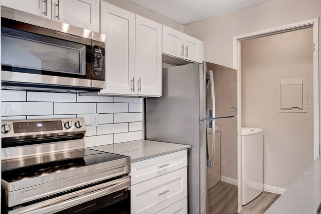 Photo - Tides On Twain