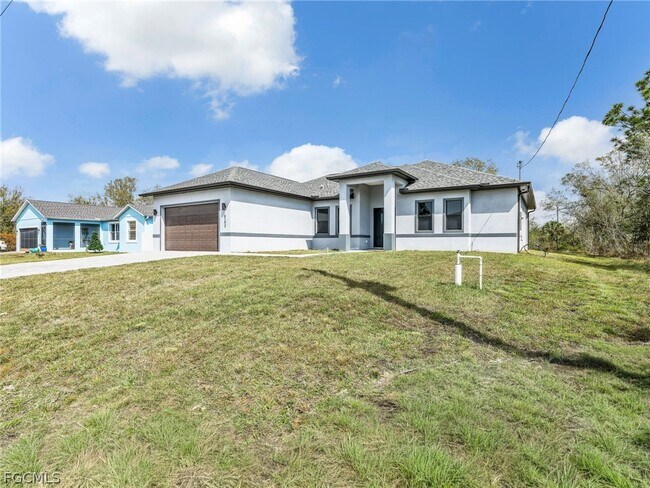 Photo - 6192 Kambach St