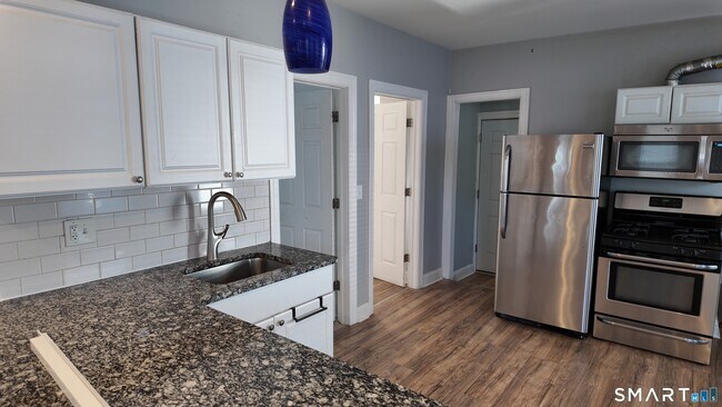 Photo - 756 Stratford Ave Unit 756