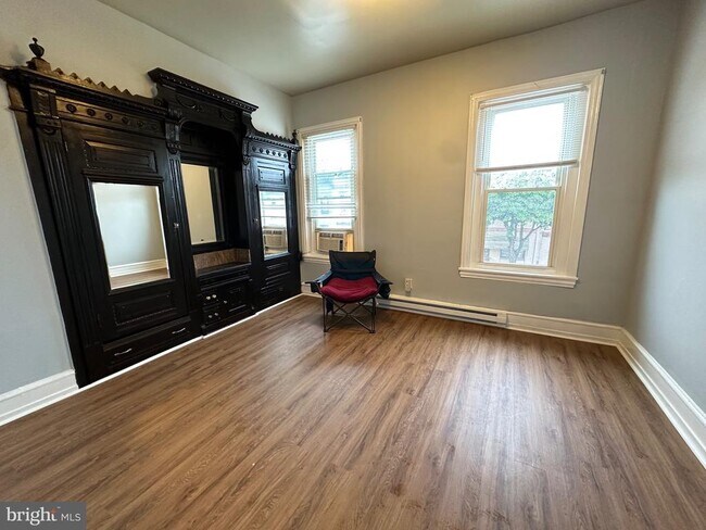 Building Photo - 1728 N 29th St Rental