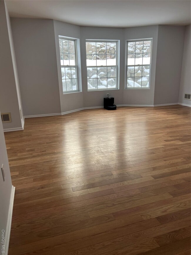 Photo - 197 Ramapo Rd Unit G