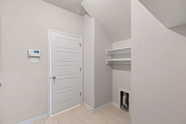 Building Photo - 22025 Abigail Way