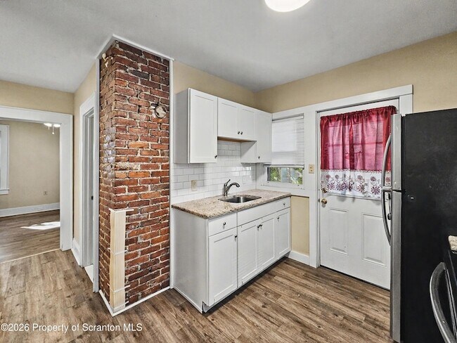 Photo - 1614 Linden St Unit A