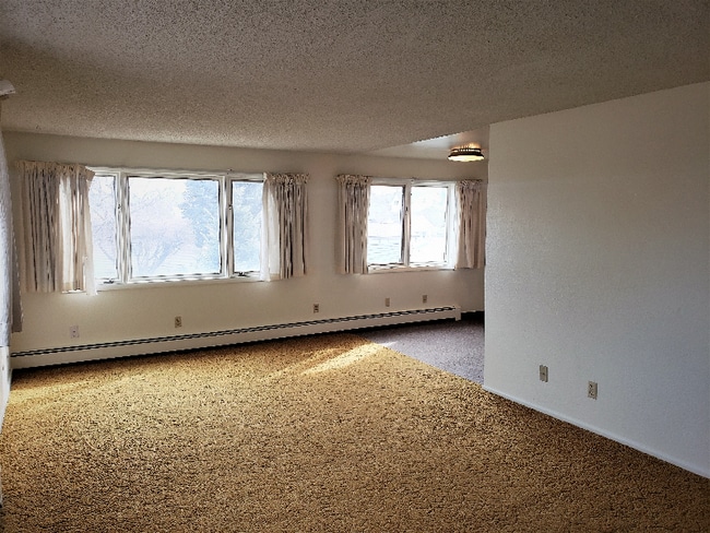 Photo - 1321 Walnut St