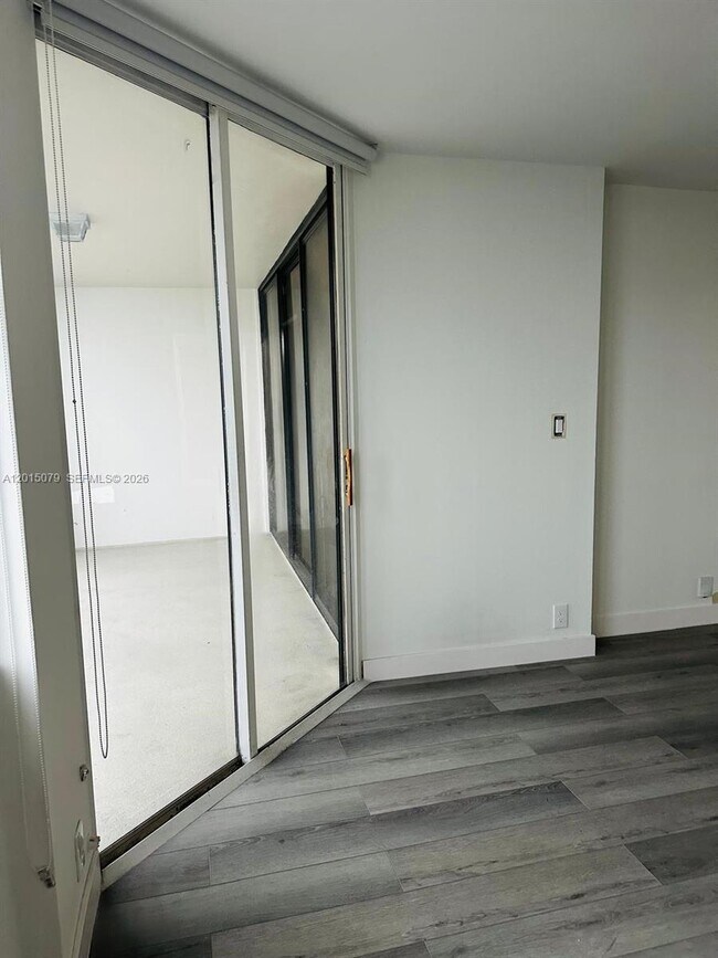 Photo - 1901 Brickell Ave Unit B2104