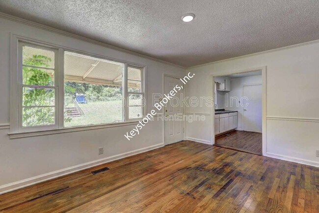 Photo - 3445 Doster Way