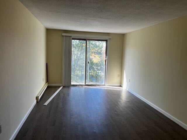 Photo - 40 Dinan Dr Unit 1