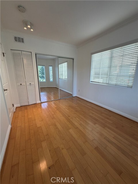 Photo - 2253 N Gower St