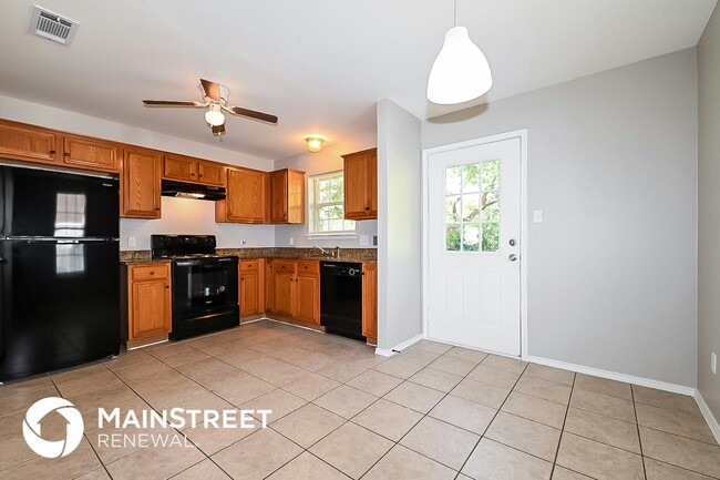 Photo - 1215 S Oak Cliff Blvd