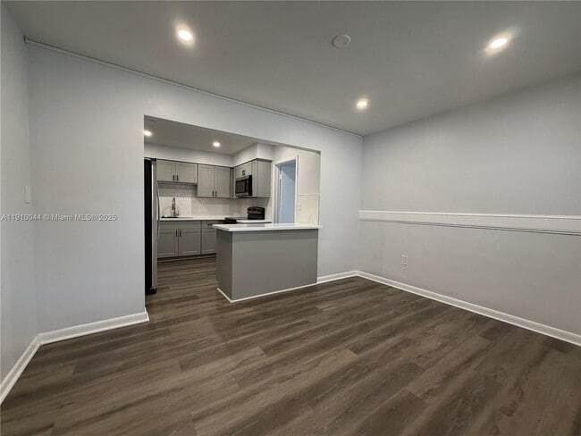 Photo - 8042 SW 89th St