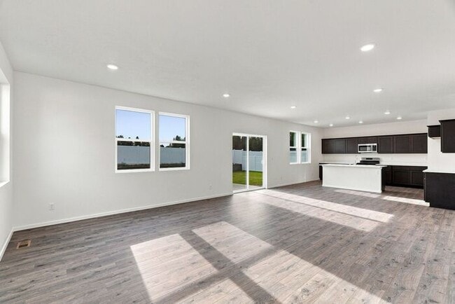 Photo - Spacious 5-Bedroom with Loft with 3-Car Garage
