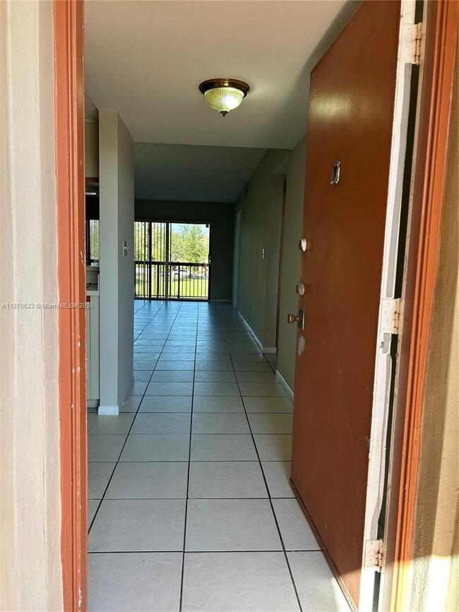 Photo - 10255 NW 9th St Cir Unidad 205-7