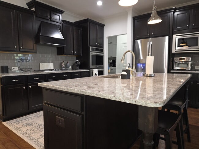 Photo - Resort Living At It's Finest in Foxland Harbor