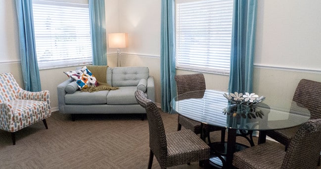 Paddock Place Apartment Homes