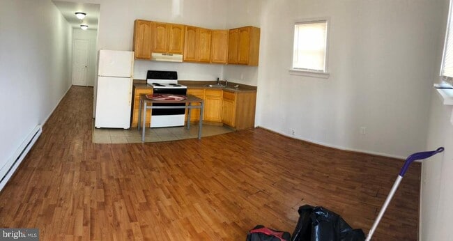 Building Photo - 3434 H St Rental