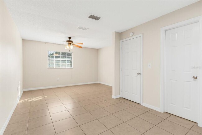 Photo - 2707 Lakewood Ln