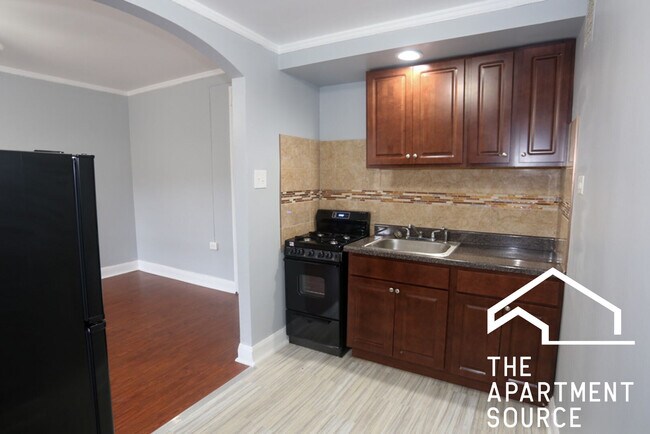 Photo - 6930 N Greenview Ave Unidad 207