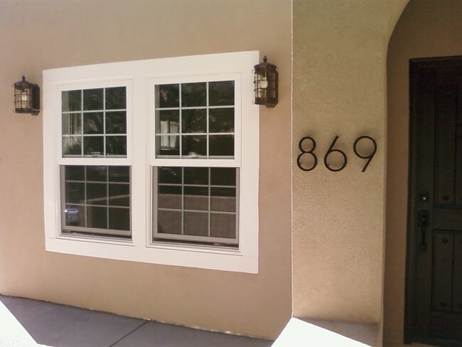 Photo - 869 Harding Ave