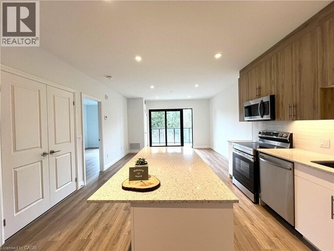 Photo - 525 New Dundee Rd Unité 411