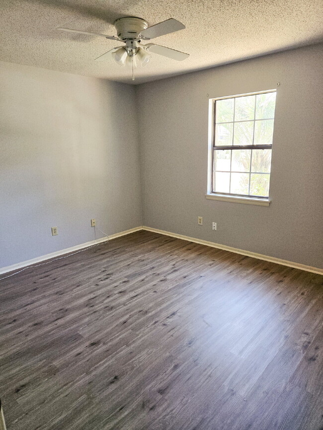 Photo - Great location. Centrally located. Unit B