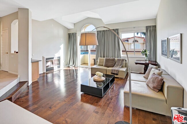 Photo - 6457 Zuma View Pl Unidad 139