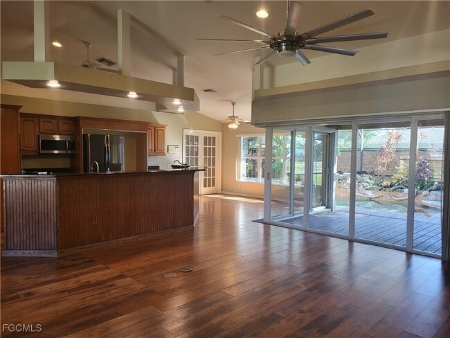 Photo - 2115 NW 3rd Ave