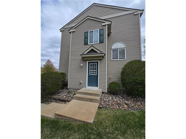Photo - 7326 147 Ln NW