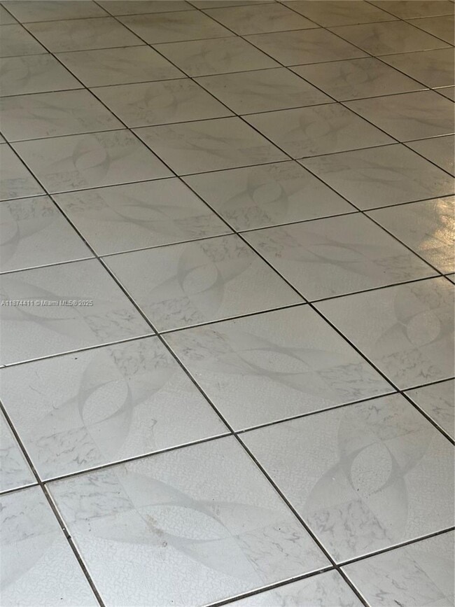 Photo - 20520 NW 2nd Ct